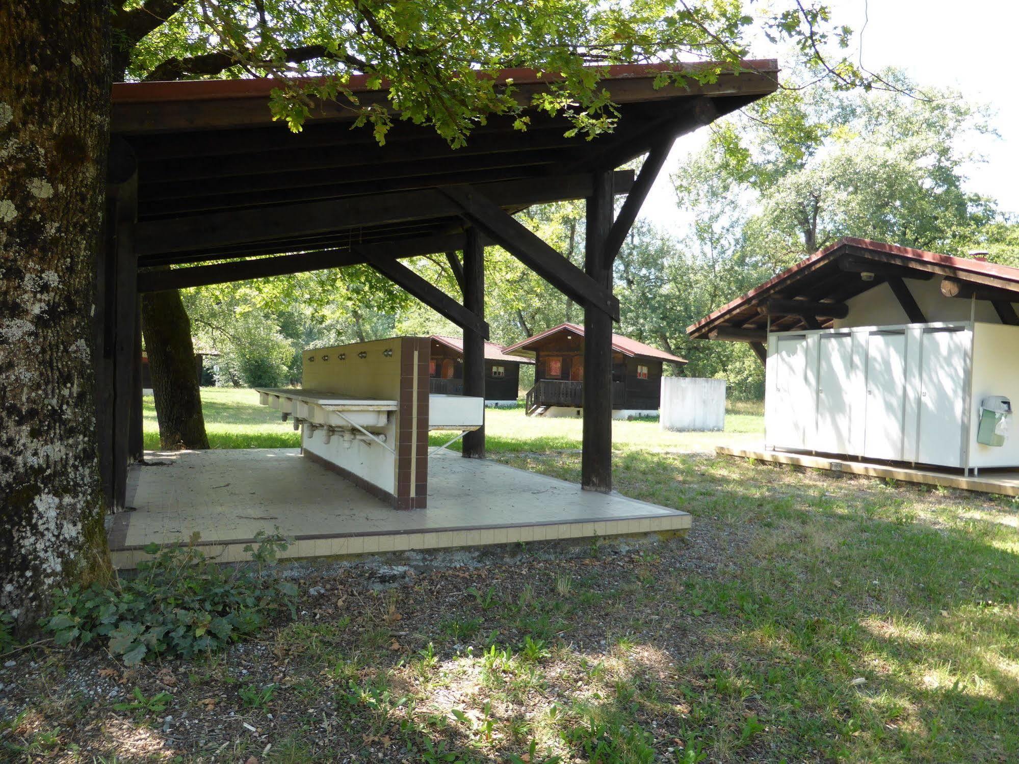 Camping L'Ecureuil - Mont-Blanc Village Domancy Ngoại thất bức ảnh