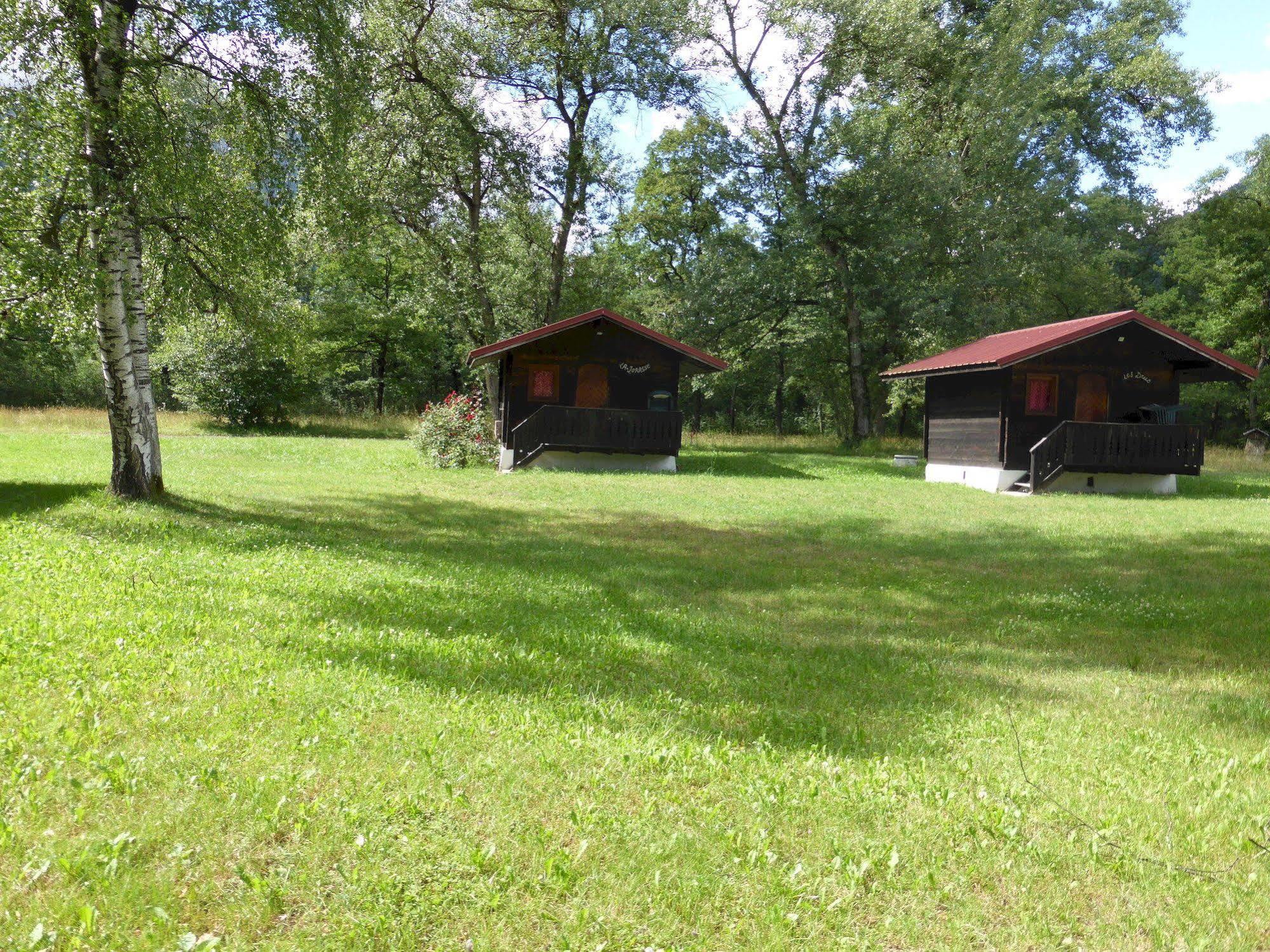 Camping L'Ecureuil - Mont-Blanc Village Domancy Ngoại thất bức ảnh